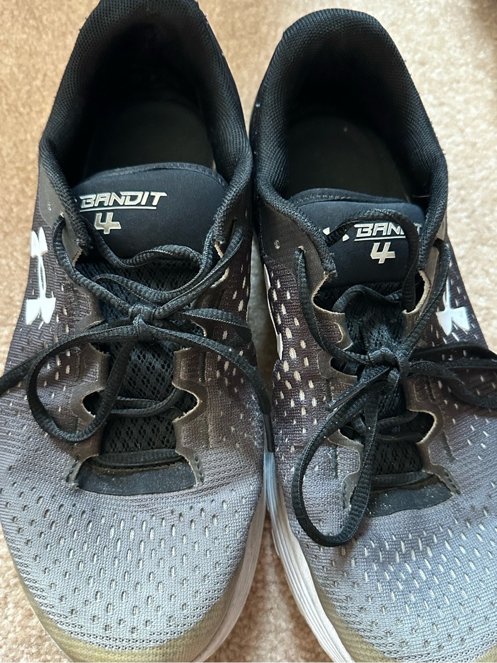 2/25! — Underarmour Bandit 4 Women’s Running Sneakers in Black and Gray